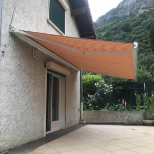 store orange