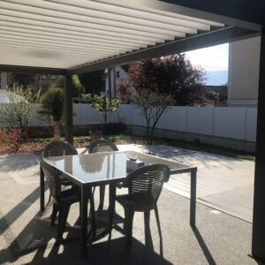 pergola bioclimatique installée par FAPS à saint marcellin isère
